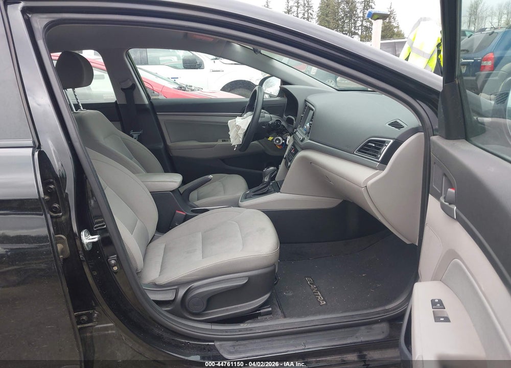 2018 HYUNDAI ELANTRA SEL VIN: KMHD84LF6JU467186