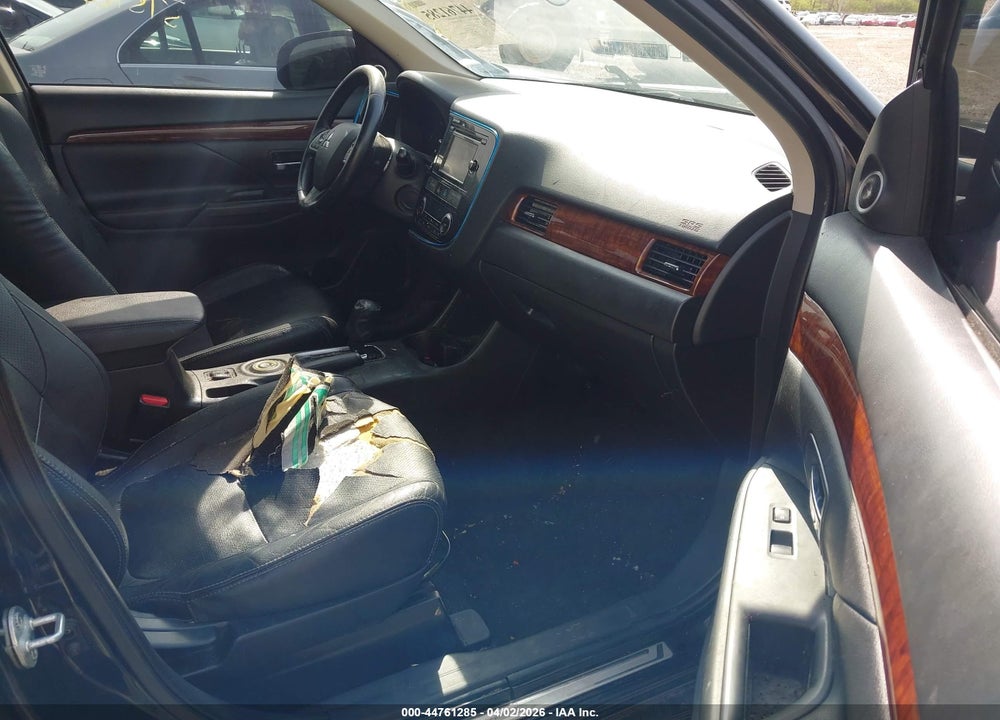 2014 MITSUBISHI OUTLANDER SE VIN: JA4AZ3A39EZ016568