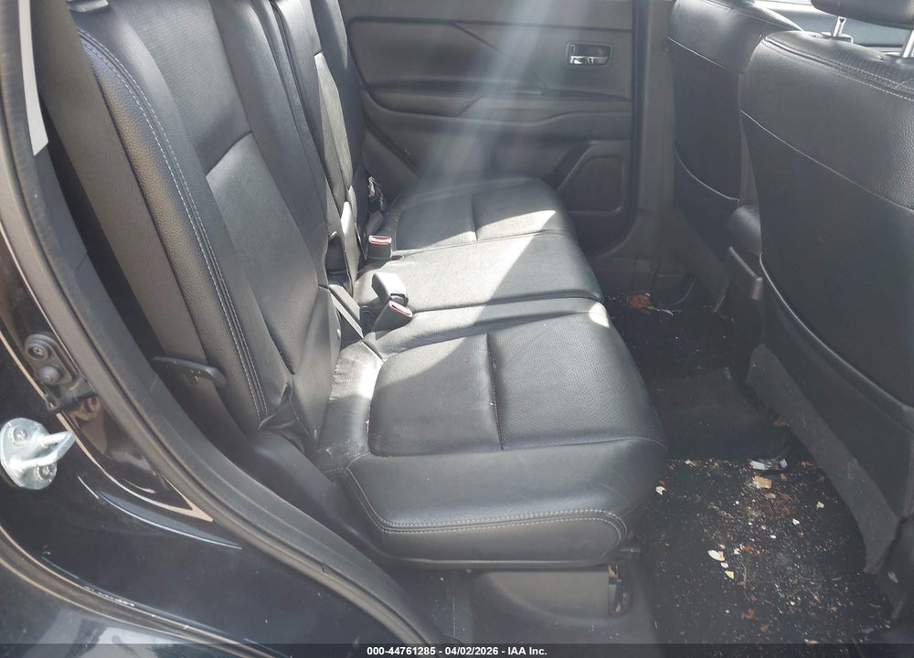2014 MITSUBISHI OUTLANDER SE VIN: JA4AZ3A39EZ016568