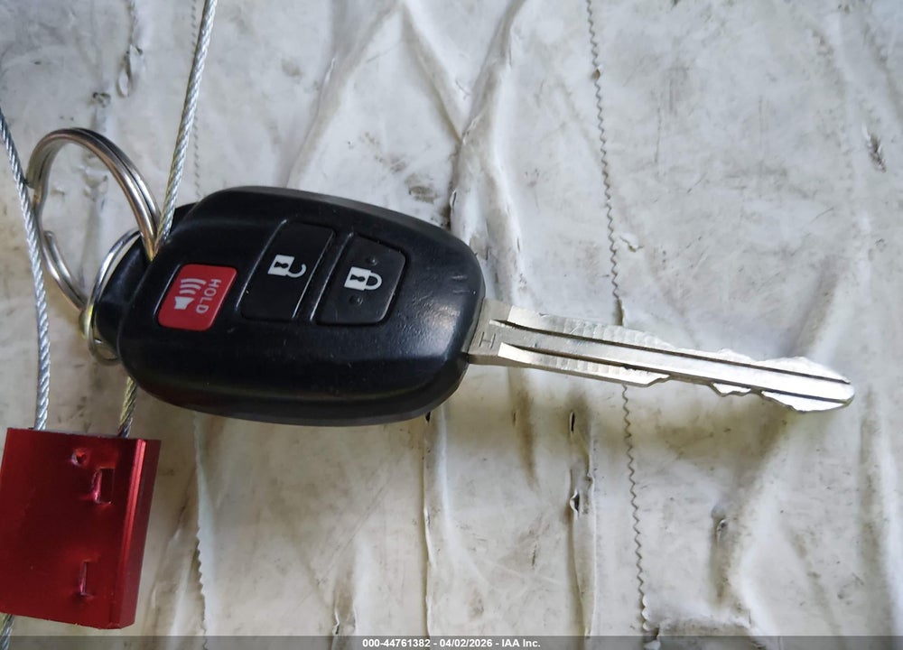 2013 TOYOTA RAV4 XLE VIN: 2T3WFREV0DW007369