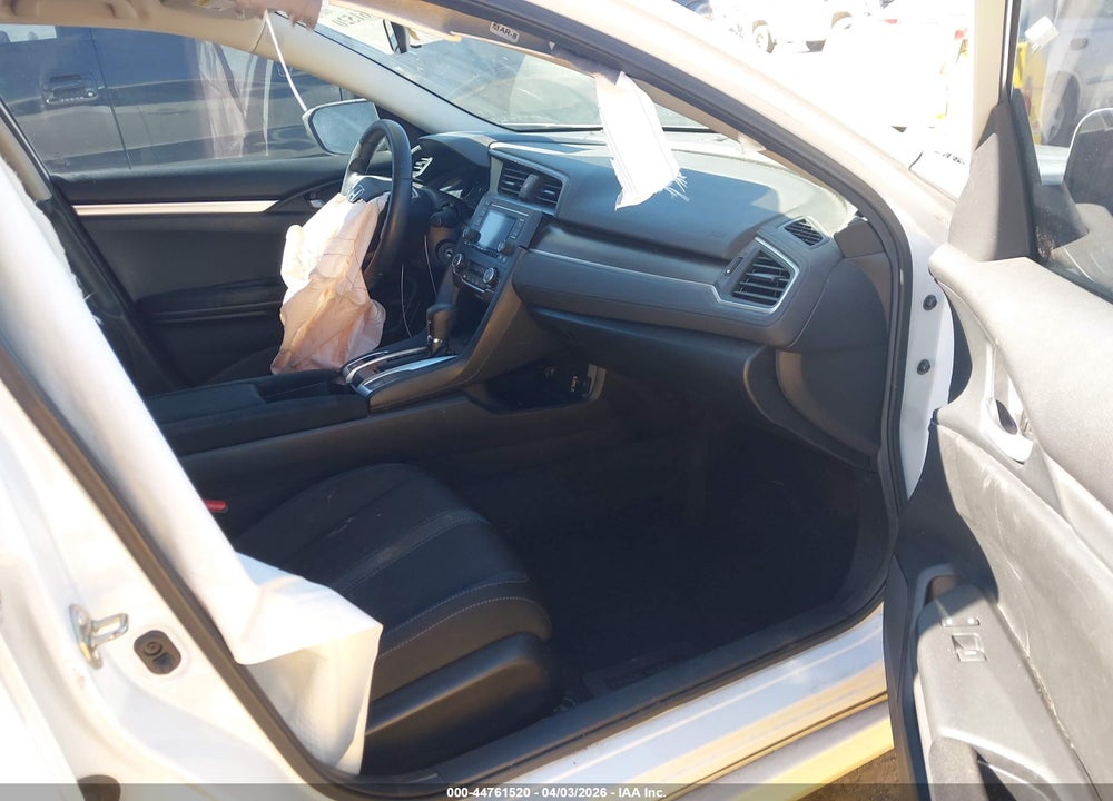 2019 HONDA CIVIC LX VIN: 19XFC2F60KE213663