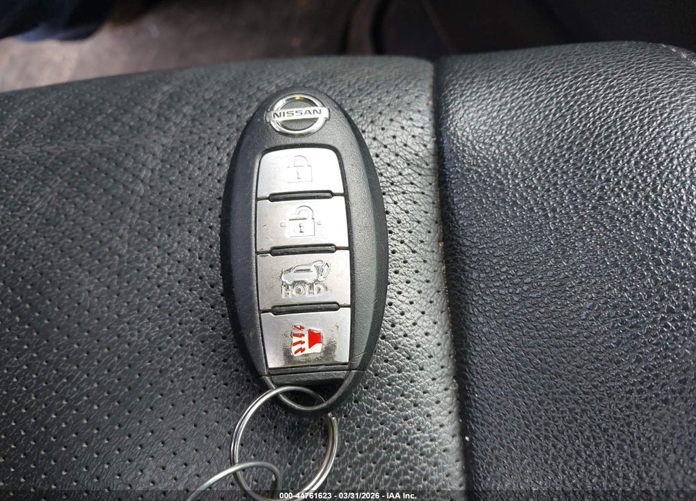 2015 NISSAN ROGUE SL VIN: 5N1AT2MV3FC918809