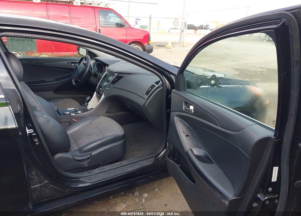 2011 HYUNDAI SONATA SE VIN: 5NPEC4AC9BH059406