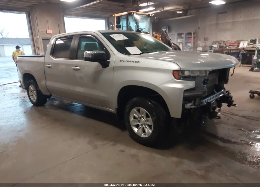 2019 CHEVROLET SILVERADO 1500 LT VIN: 1GCUYDED0KZ111983