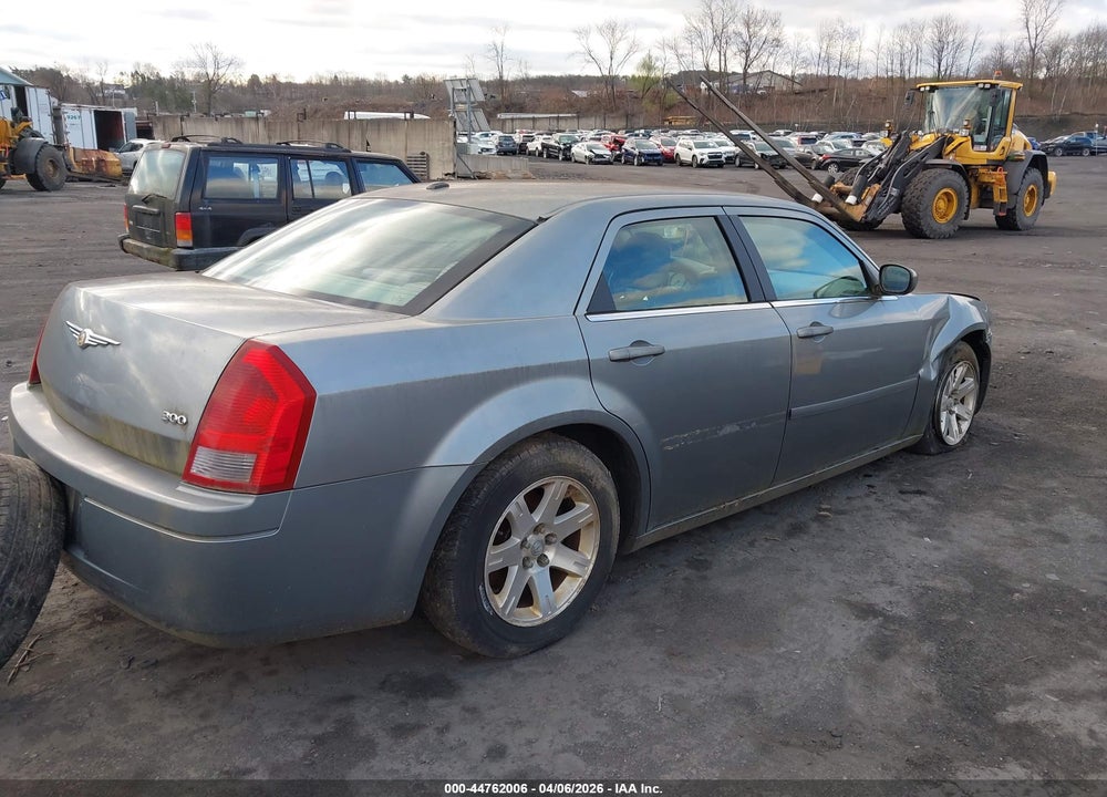 2006 CHRYSLER 300 VIN: 2C3LA43RX6H327171