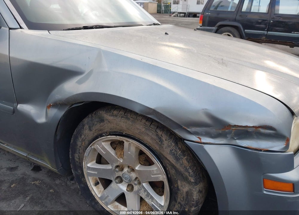 2006 CHRYSLER 300 VIN: 2C3LA43RX6H327171