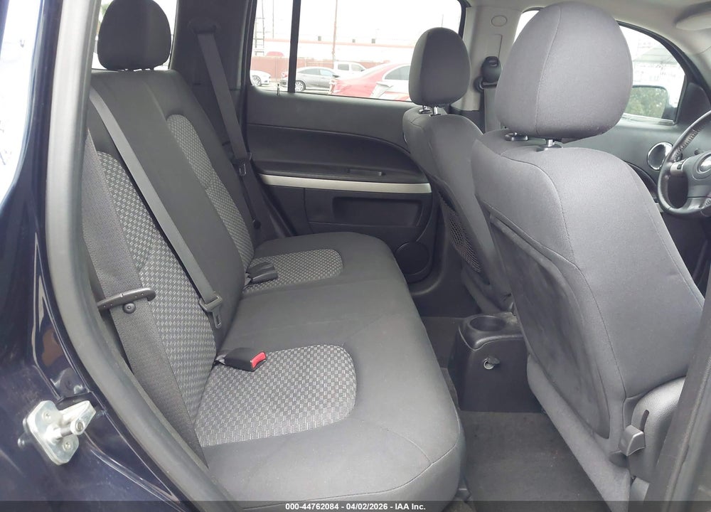 2008 CHEVROLET HHR LT VIN: 3GNDA53P48S566632