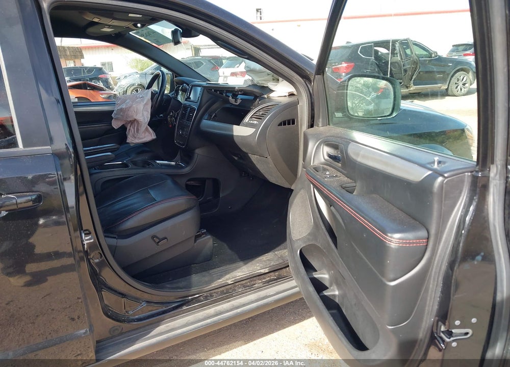2019 DODGE GRAND CARAVAN GT VIN: 2C4RDGEG8KR689174