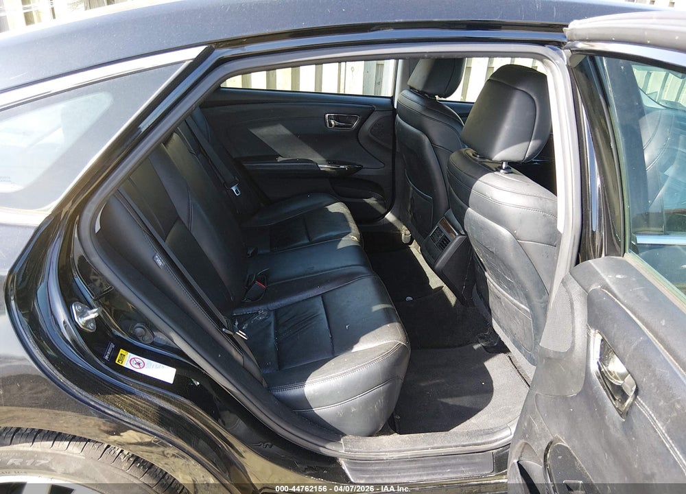 2014 TOYOTA AVALON XLE VIN: 4T1BK1EB2EU132529