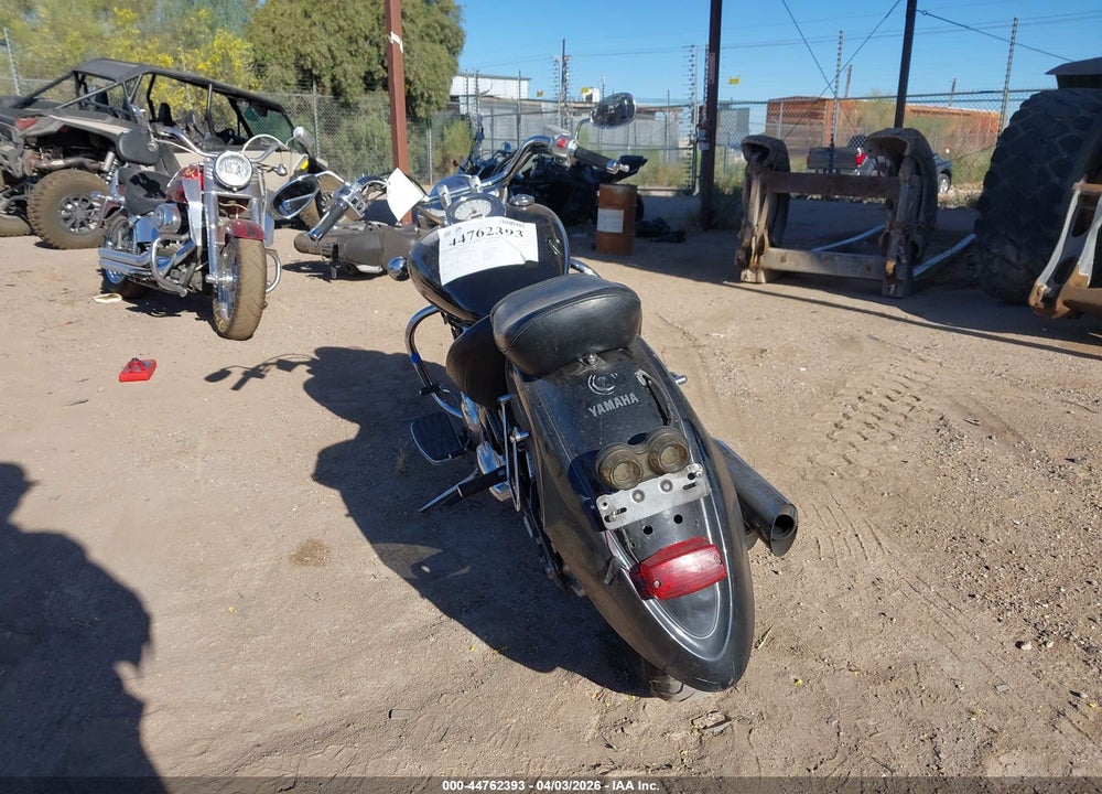 2004 YAMAHA XVS1100 A VIN: JYAVP11E64A049202