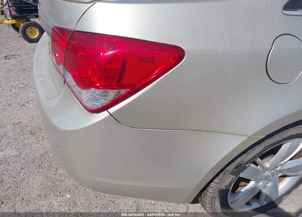 2014 CHEVROLET CRUZE DIESEL VIN: 1G1P75SZ0E7182003