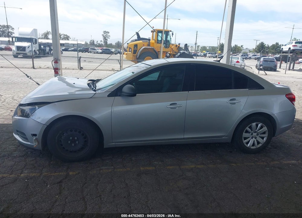 2011 CHEVROLET CRUZE LS VIN: 1G1PC5SH3B7124028