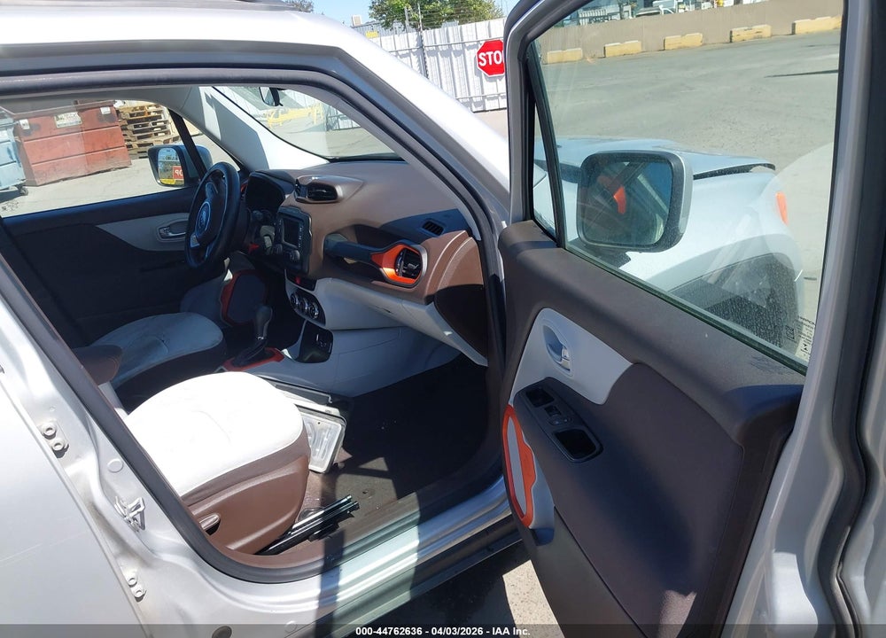 2015 JEEP RENEGADE LATITUDE VIN: ZACCJABT0FPB69190