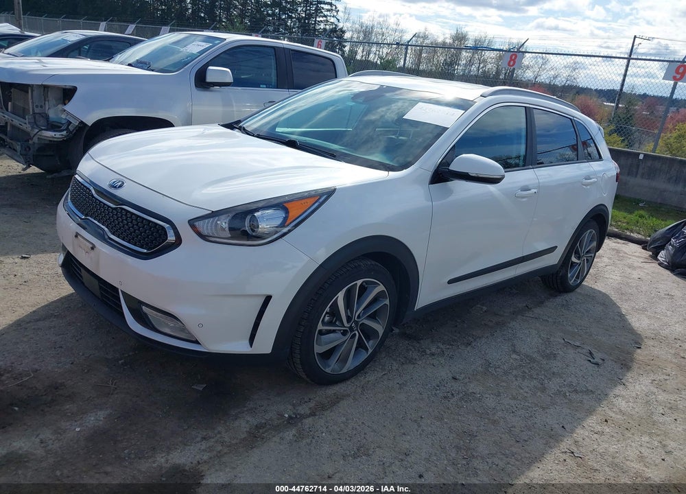 2017 KIA NIRO TOURING VIN: KNDCE3LC1H5050815