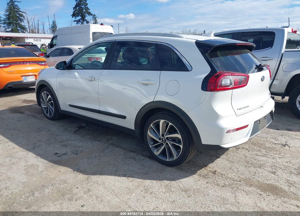 2017 KIA NIRO TOURING VIN: KNDCE3LC1H5050815