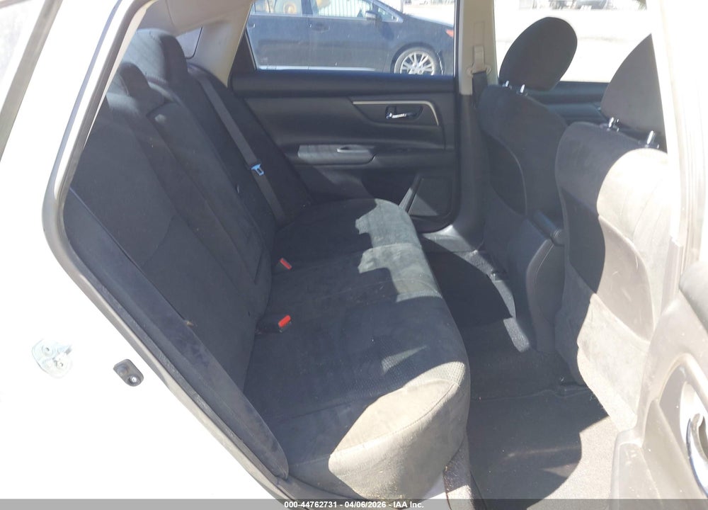 2015 NISSAN ALTIMA 2.5 S VIN: 1N4AL3AP8FC414603