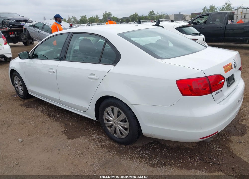 2014 VOLKSWAGEN JETTA 2.0L S VIN: 3VW2K7AJ0EM414187