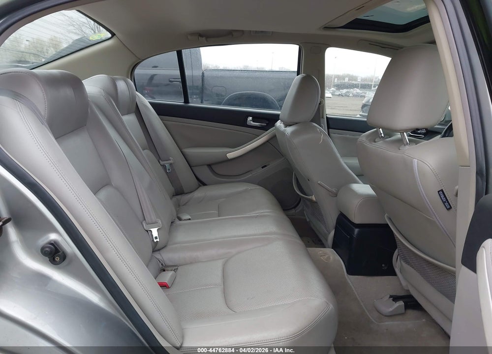 2005 INFINITI G35X VIN: JNKCV51F95M316171