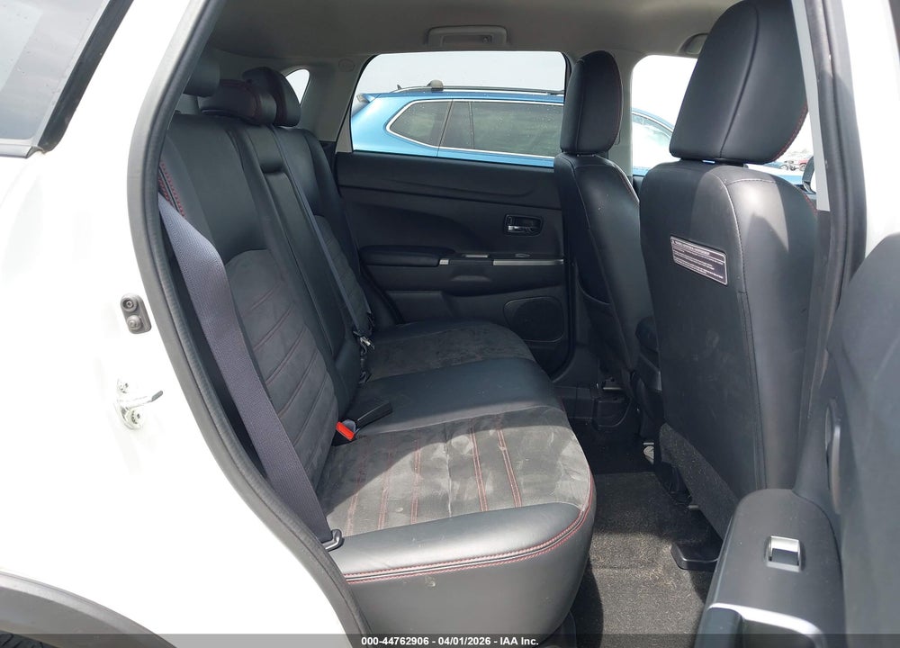 2018 MITSUBISHI OUTLANDER SPORT 2.4 SE VIN: JA4AR3AW0JU025497