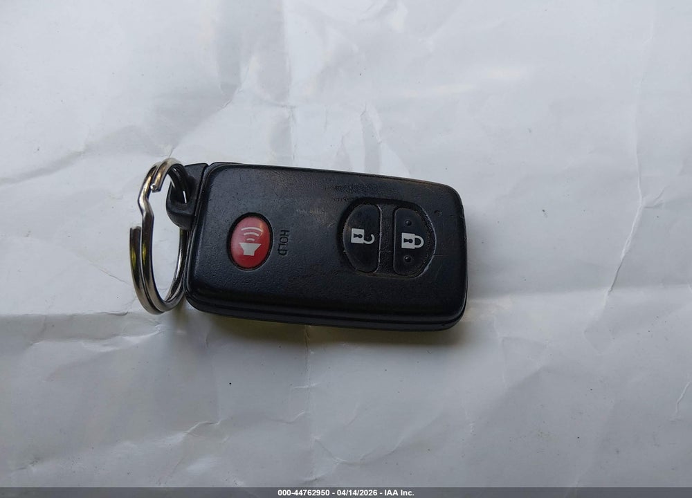 2011 TOYOTA PRIUS TWO VIN: JTDKN3DU9B0320137