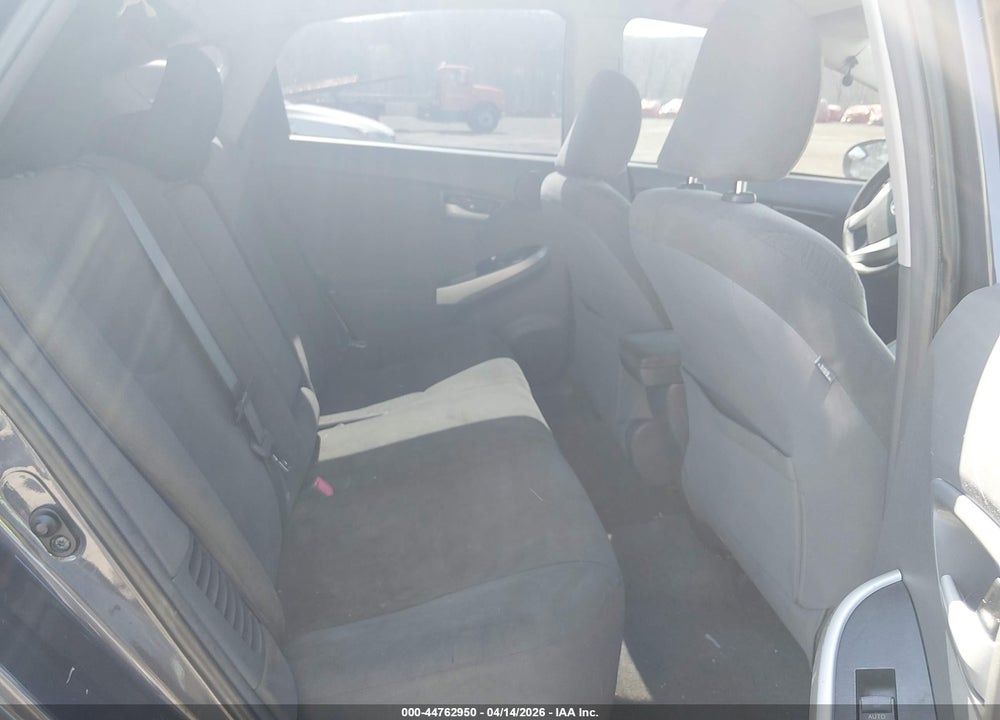 2011 TOYOTA PRIUS TWO VIN: JTDKN3DU9B0320137