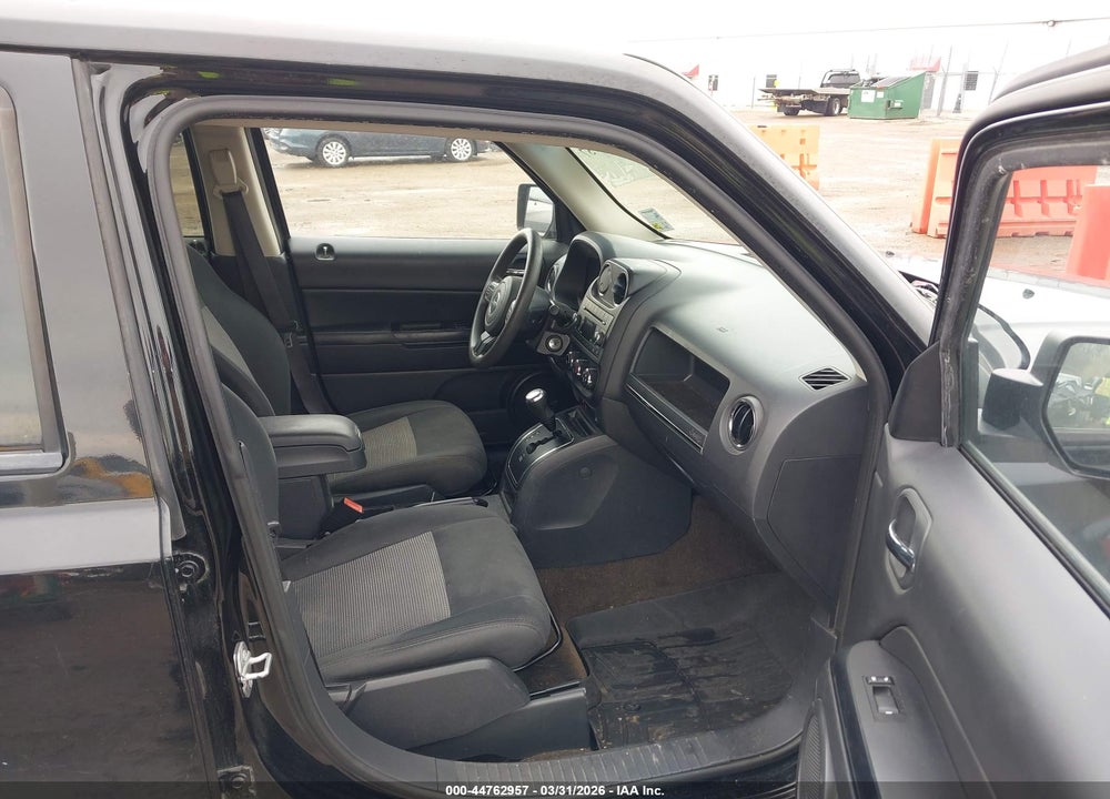 2015 JEEP PATRIOT SPORT VIN: 1C4NJPBB8FD342419