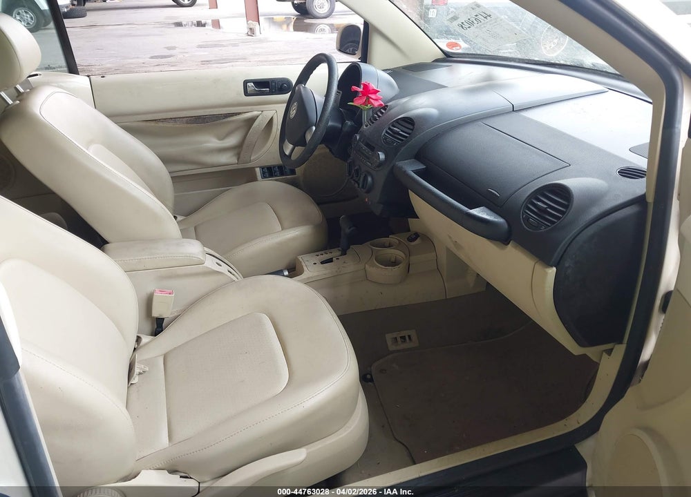 2003 VOLKSWAGEN NEW BEETLE GLS VIN: 3VWCK21Y83M314887