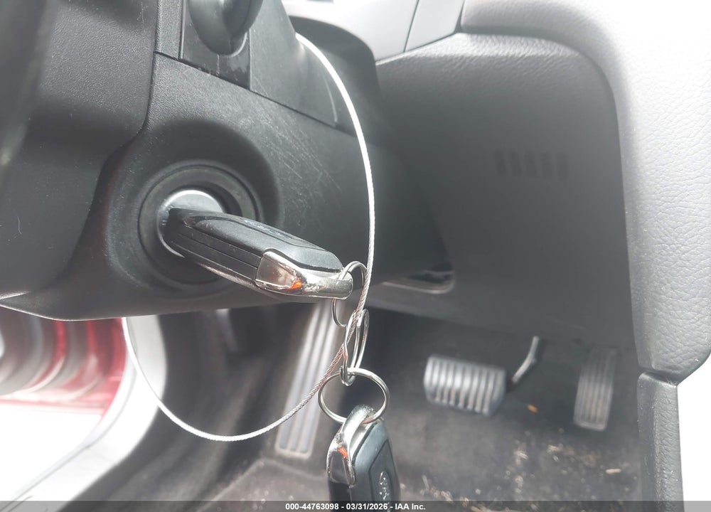 2013 FORD FUSION SE VIN: 3FA6P0HR9DR323564