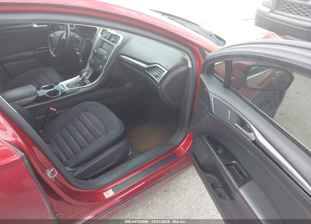 2013 FORD FUSION SE VIN: 3FA6P0HR9DR323564