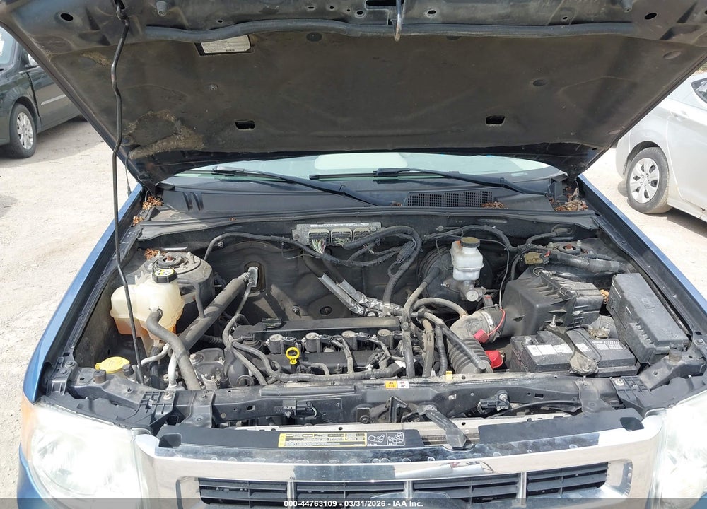 2010 FORD ESCAPE XLS VIN: 1FMCU9C7XAKD10009