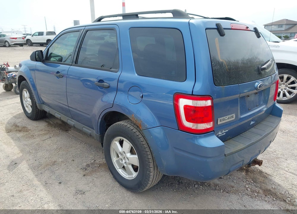 2010 FORD ESCAPE XLS VIN: 1FMCU9C7XAKD10009