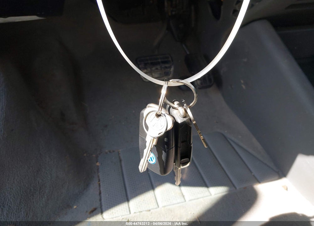 2002 VOLKSWAGEN EUROVAN MV VIN: WV2EB47072H031619