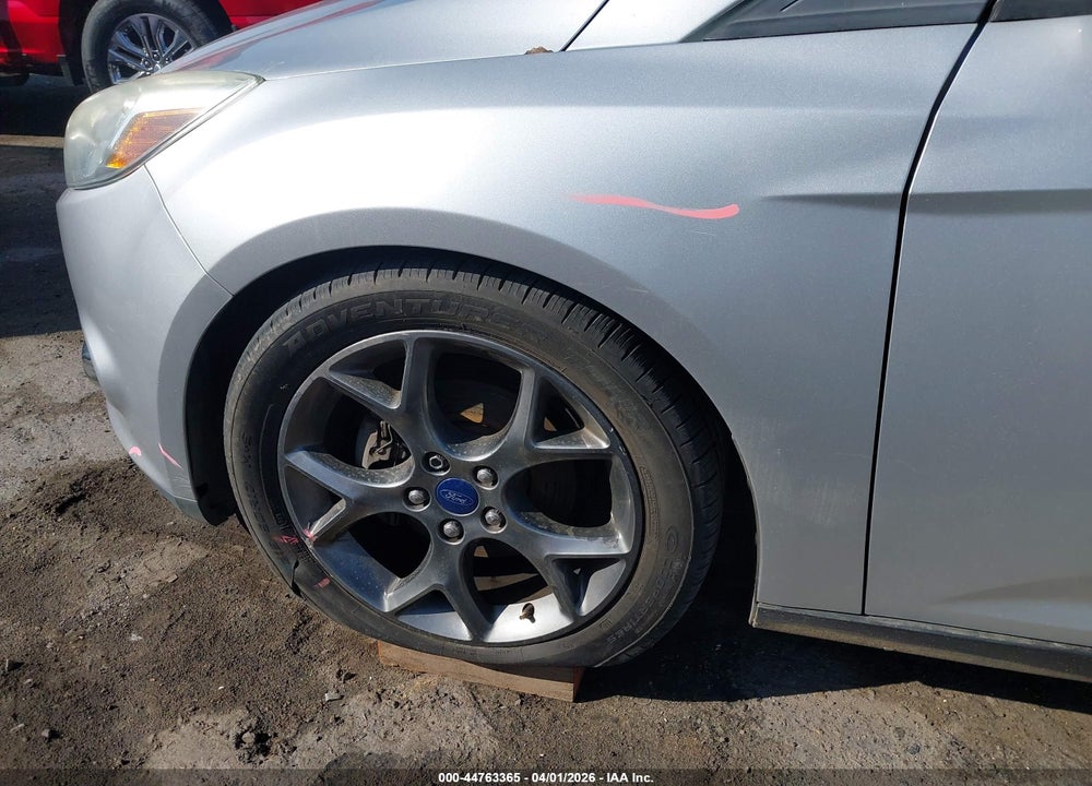 2014 FORD FOCUS SE VIN: 1FADP3K29EL260048