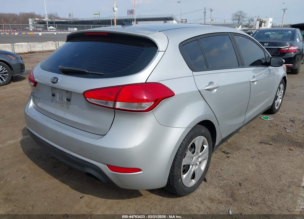 2016 KIA FORTE LX VIN: KNAFK5A81G5585199