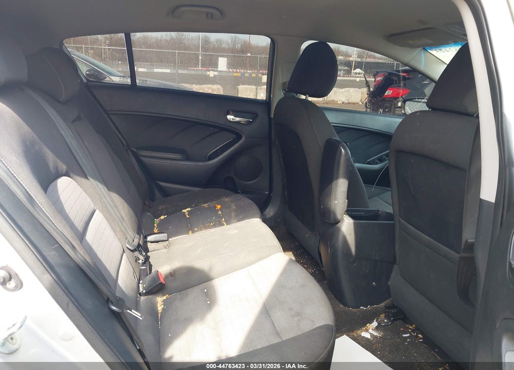 2016 KIA FORTE LX VIN: KNAFK5A81G5585199