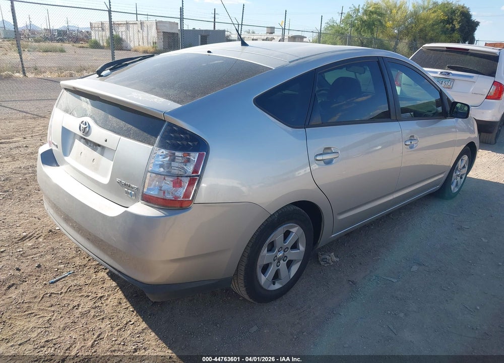 2005 TOYOTA PRIUS VIN: JTDKB20U853044156