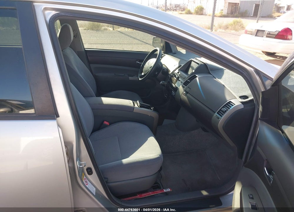 2005 TOYOTA PRIUS VIN: JTDKB20U853044156