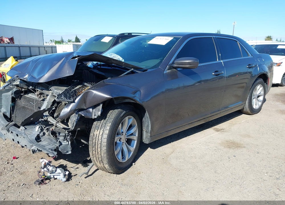 2016 CHRYSLER 300 LIMITED VIN: 2C3CCAAG0GH223767