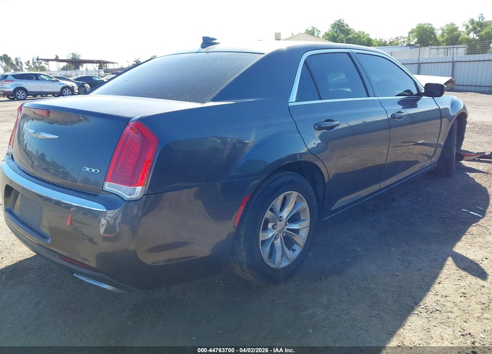 2016 CHRYSLER 300 LIMITED VIN: 2C3CCAAG0GH223767
