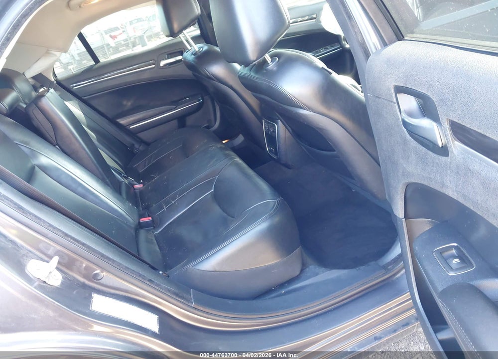 2016 CHRYSLER 300 LIMITED VIN: 2C3CCAAG0GH223767