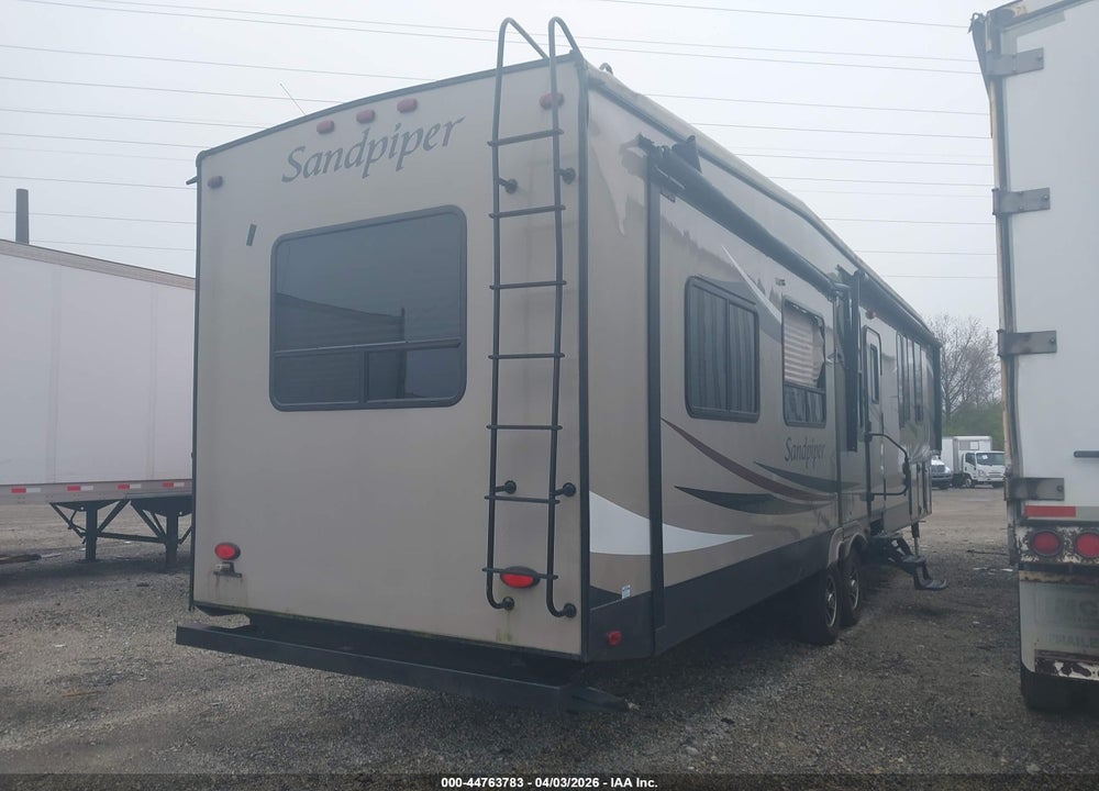 2016 FOREST RIVER SANDPIPER VIN: 4X4FSAN26GJ031966