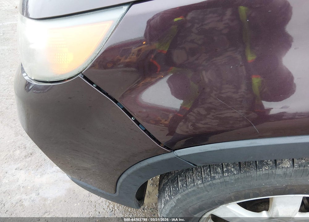 2011 KIA SORENTO LX VIN: 5XYKTCA18BG139217