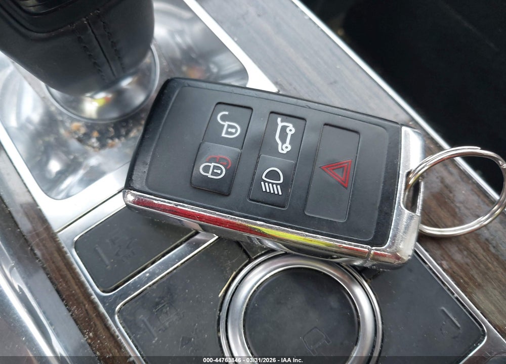 2018 LAND ROVER RANGE ROVER SPORT HSE VIN: SALWR2RV9JA186572