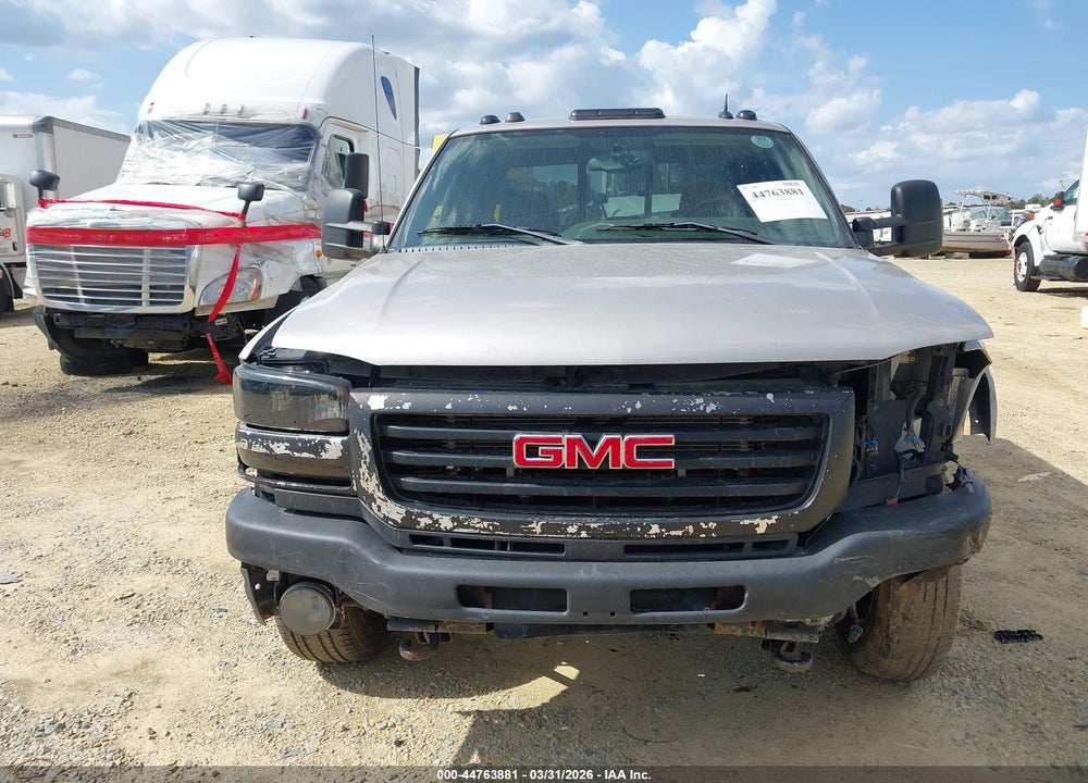 2005 GMC SIERRA 3500 SLT VIN: 1GTJK332X5F905198
