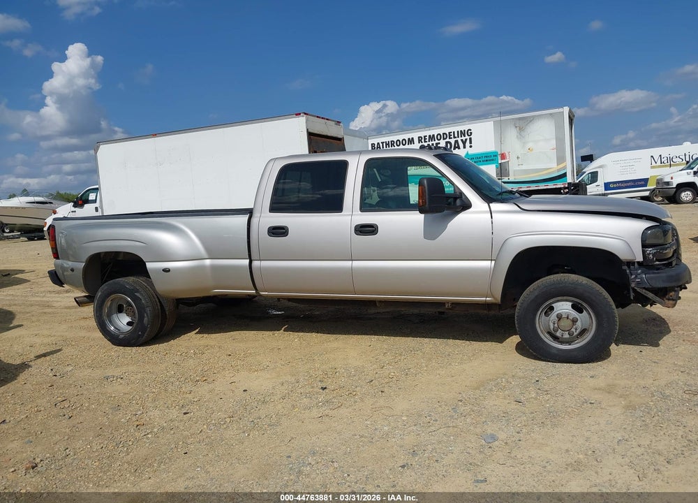 2005 GMC SIERRA 3500 SLT VIN: 1GTJK332X5F905198