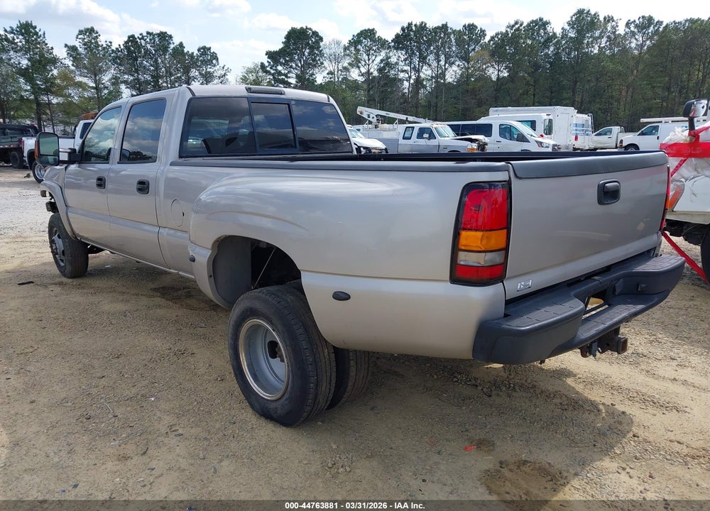 2005 GMC SIERRA 3500 SLT VIN: 1GTJK332X5F905198