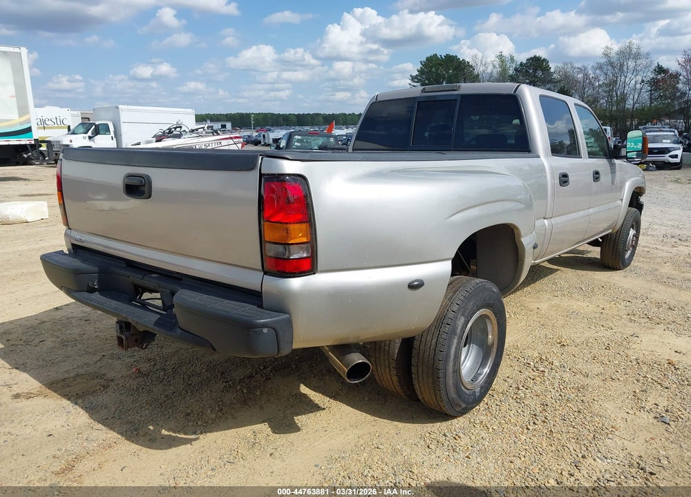 2005 GMC SIERRA 3500 SLT VIN: 1GTJK332X5F905198