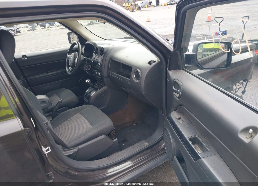 2014 JEEP PATRIOT SPORT VIN: 1C4NJRBB5ED533967