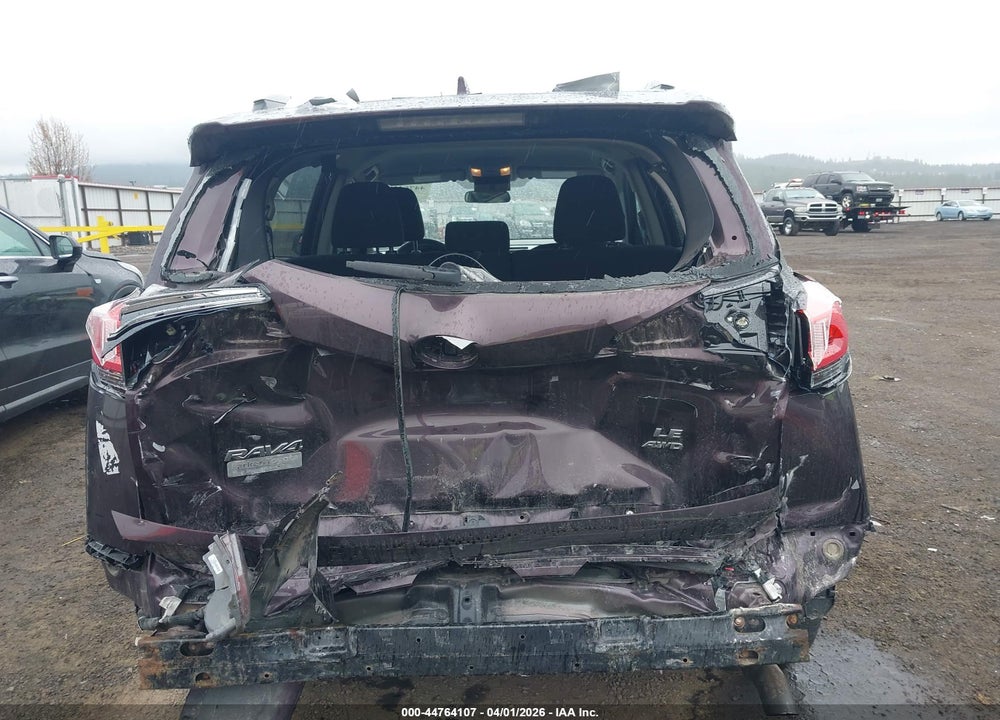 2018 TOYOTA RAV4 LE VIN: 2T3BFREVXJW731287