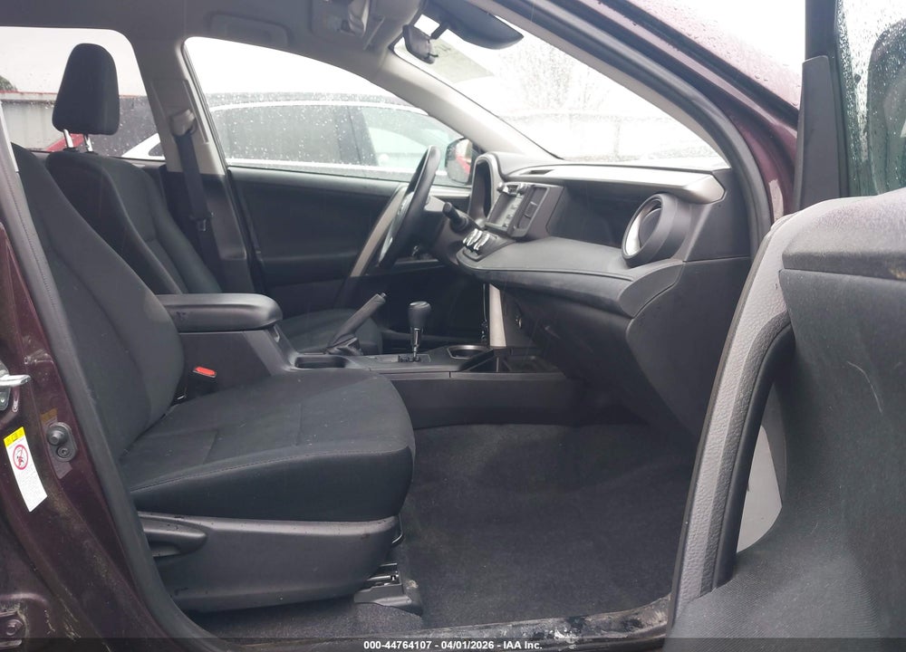 2018 TOYOTA RAV4 LE VIN: 2T3BFREVXJW731287